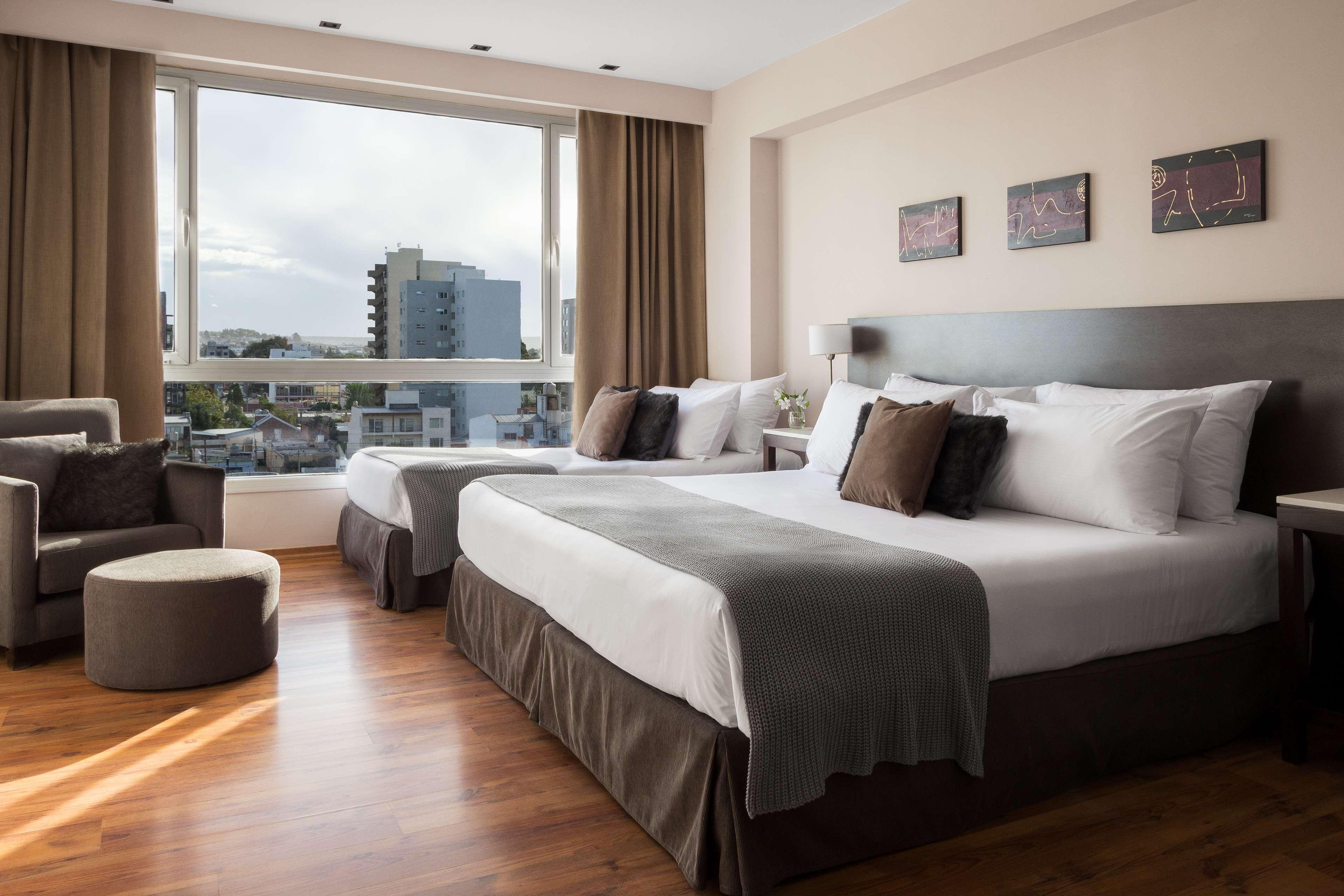 Dazzler By Wyndham Puerto Madryn Hotell Exteriör bild